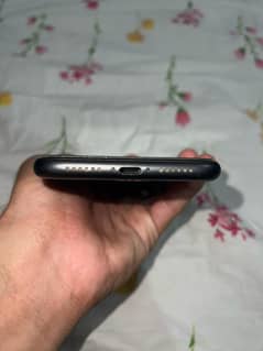iPhone 11 Jv 64 GB battery health 83%
