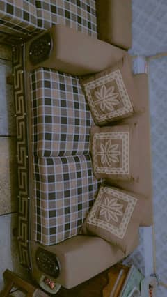 7 seater sofa urgently sale