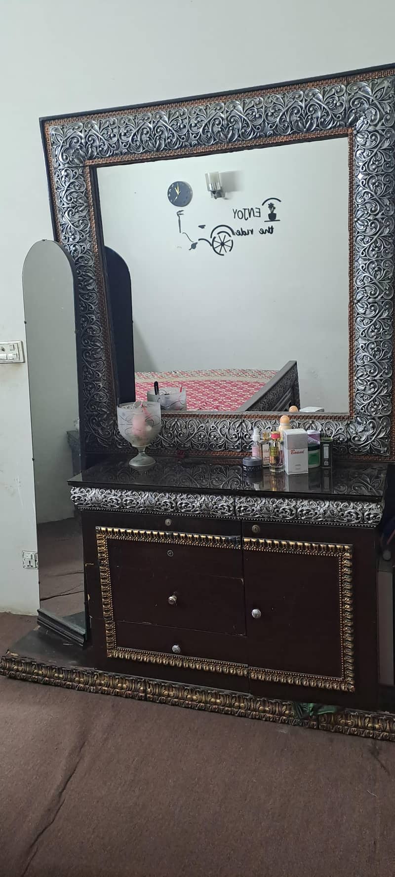 Full size Bed set side table with Dressing table 5