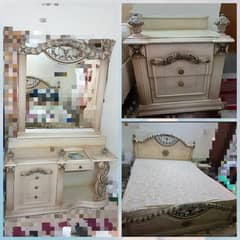 Elegant Deco King Bed Set for Sale – Good Condition!