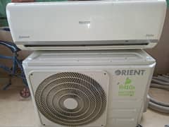 Orient Alpha 1 ton AC  ,  Efficient Series