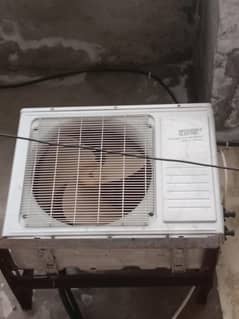 Mitsubishi slim 1 ton brand new