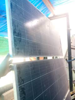 Solar panel 3 panel  150 wat ki hai 3 panel 165 wat ki used ho rhe hai