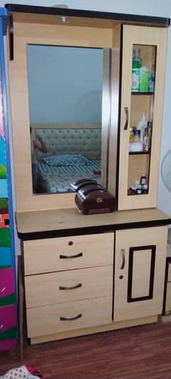 King Size Bed + Dressing Table + Bed-side Tables (x2)