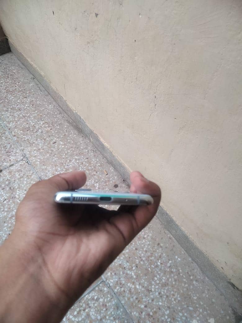 Samsung s20 plus 12/256 non pta  exchange possible[read add] 6