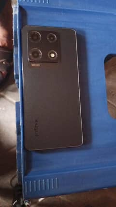 Note 30 Pro 8+8RAM 256 ROM