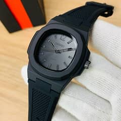 Skmei New Men Quartz Watch With Silicone Strap