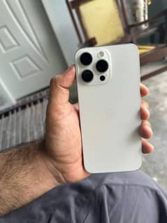 15 pro max jv 256gb 85helth white with box and cable.