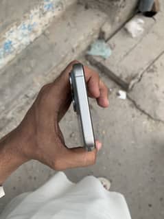 Iphone 15 pro max jv