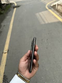 Iphone 11 pro pta approve 64 gb