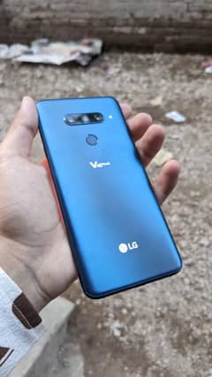 Lg V40 thinQ Urgent Sale  6/64