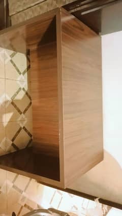 Wooden Chair and Table Set – Excellent Condition