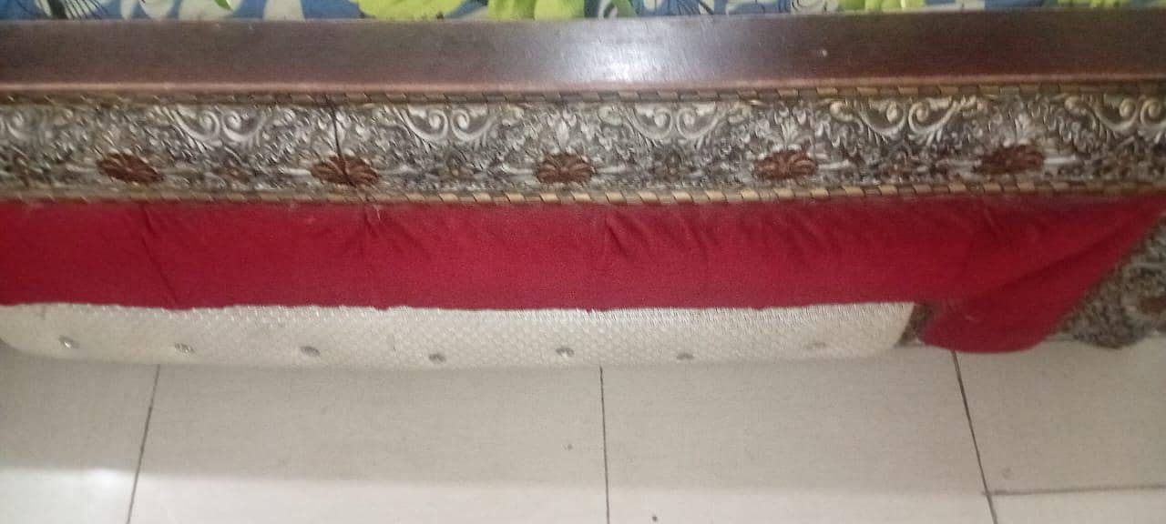 bed with side tables including showcase with mirror 2