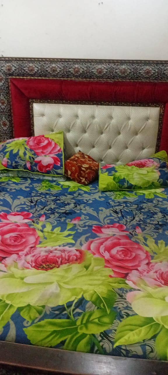 bed with side tables including showcase with mirror 3