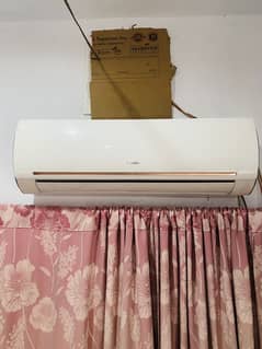 Gree 1 ton ac  dc inverter Ac