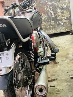 mai tan honda E leysa