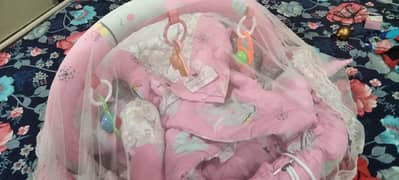 Hello everyone I am selling baby rest cot