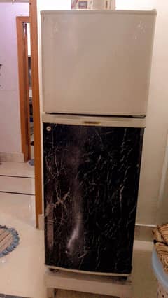 v good condition cooling condition is very good and fast