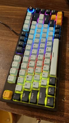Fantech Atom 81 Mizu edition mechanical keyboard