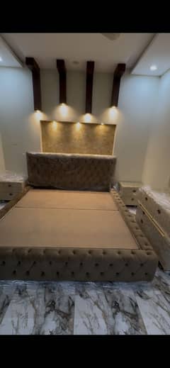 King Size Bed with Dresing Table and Top glass ka sat