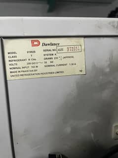 DAWLANCE LARGE SIZE REFIGERATOR FOR SALE
