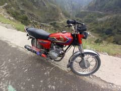 bilkul safe bike hain koi kam nahi hain