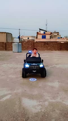 kids charging car  5 moter jeep