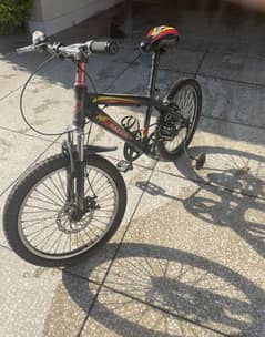 Brand new road/mountain bike
