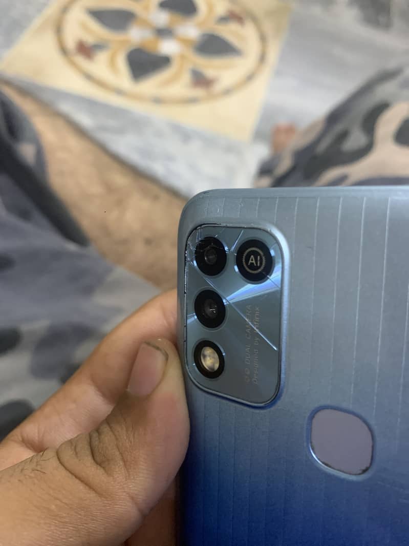 infinix hot 11 play 4/64 8