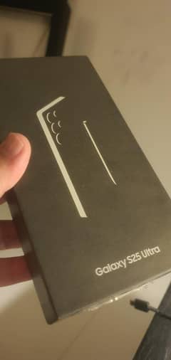 S25