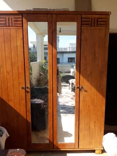 double door almari