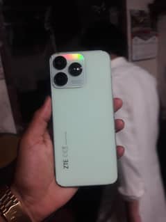 zte 8050 model  ram 8. . 128 memory  ha