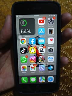 I phone 7 32 gb Good phone