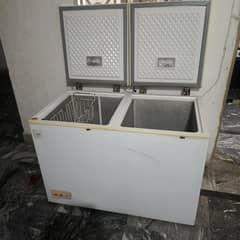 Urgent Selling Freezer Almost 9Years Used