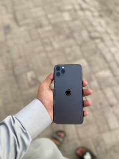 iPhone 11 pro max 64gb