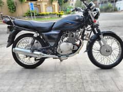 suzuki gs 15o black colour 2014 model lahore number