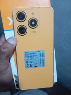 tecno spark 10 4+4/128 camera  not working Box available 03110585892