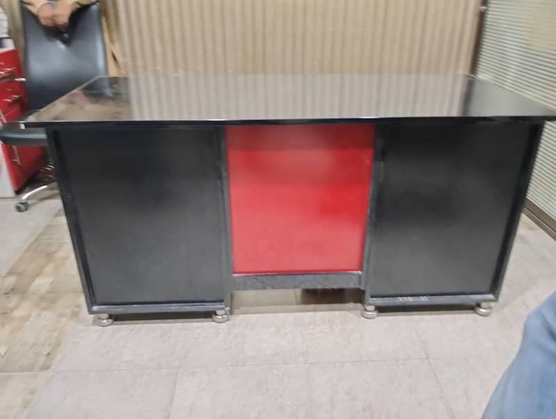 office table with side table 4