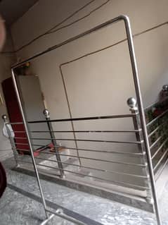 clothes hanging stand