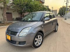 SUZUKI SWIFT DLX AUTOMATIC 2015
