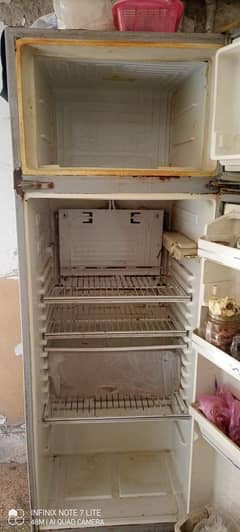 Dawlance refrigerator