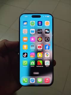 Apple iPhone 16 Pro Max