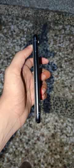 Apple iphone xr dual sim pta approved 128 gb