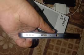 Oppo A3 Lush condition only one hand use