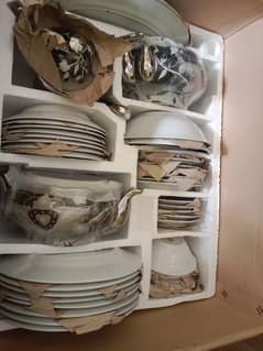 Dinner Set
