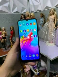 infinix smart 5 . koi 1 b masla nhi hei fone mein es Lea price fix he