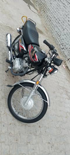 Honda 125 bike