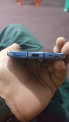one plus 8pro all ok just panel ma line hain