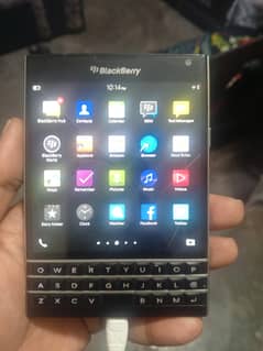 black berry for sale hai sim nai chalti pta se proved hai