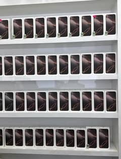 i Phone 8plus, 11,12,13,14,15 pro max on instalment Whatsap 3446372500